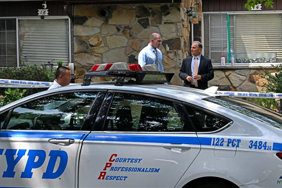 NYC Woman dead, man in critical condition after suspected attempted murder suicide