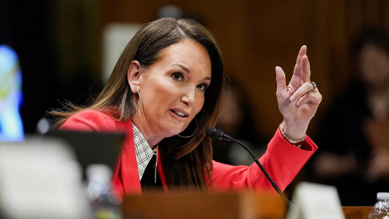 Trump official mocked for going ‘full Jeb Bush’ at event: ‘Where’s the laugh track?’