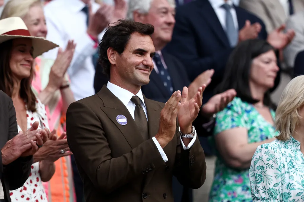 Roger Federer’s fortune has fallen to roughly $950 million after a sharp selloff in On Holding shares knocked the tennis legend out of the billionaire ranks, according to Forbes.