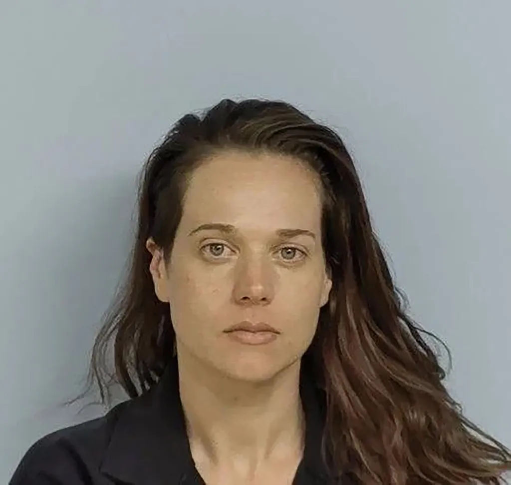 Mugshot of Isabelle Rose Johnson.