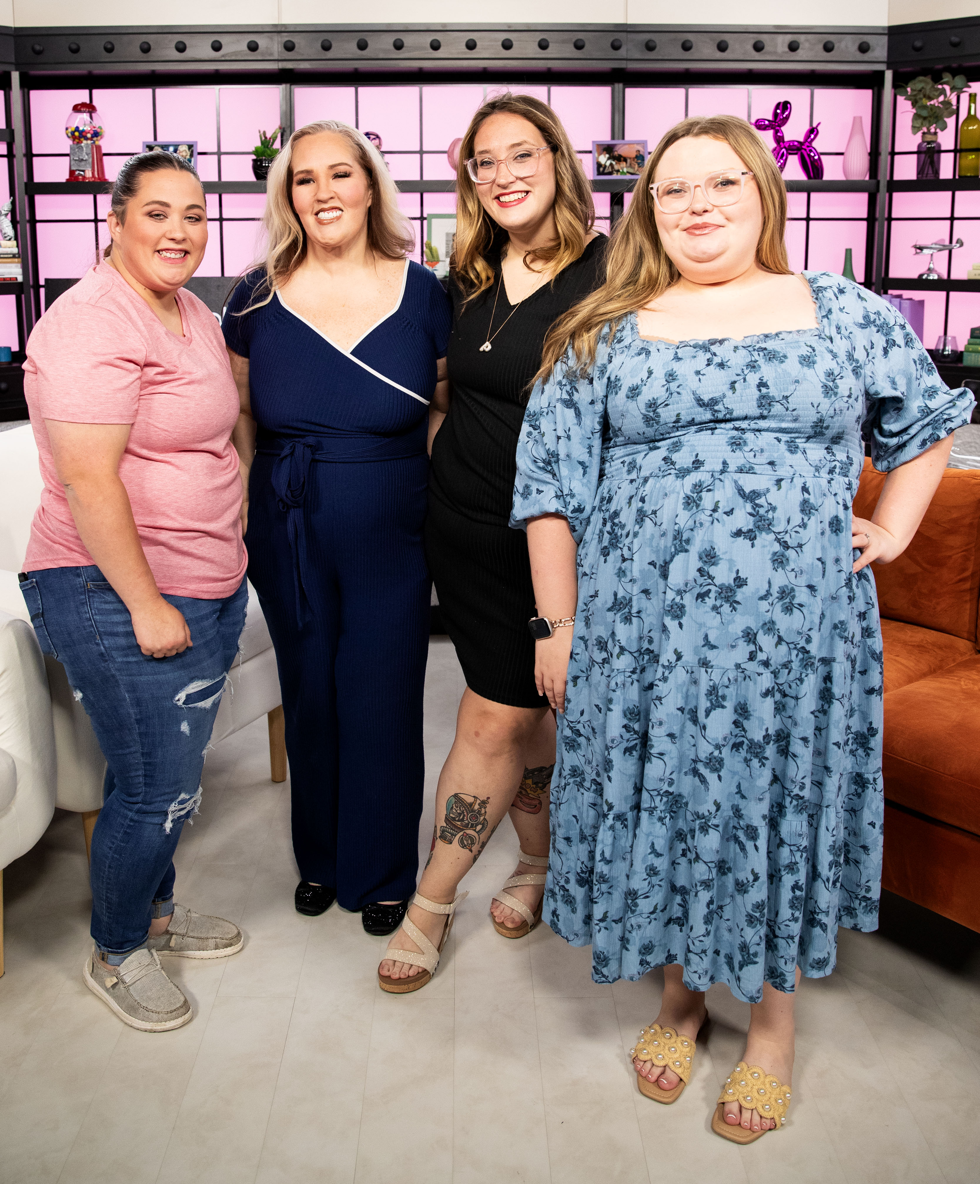 Jessica Shannon, June Shannon, Lauryn Efird, and Alana Thompson posing for a photo.