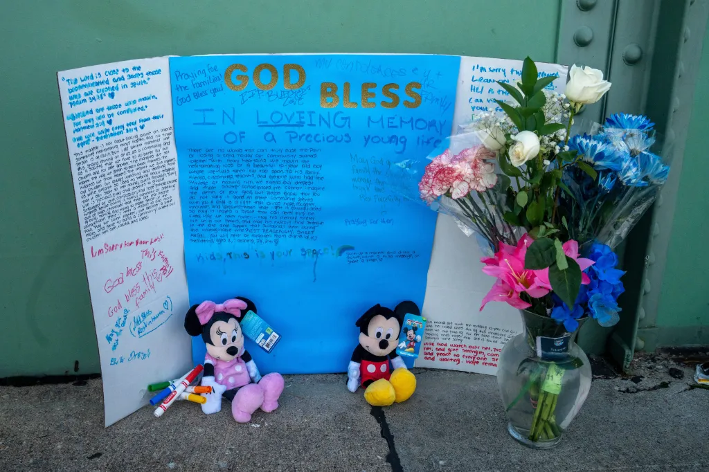 A memorial poster for the children who died.