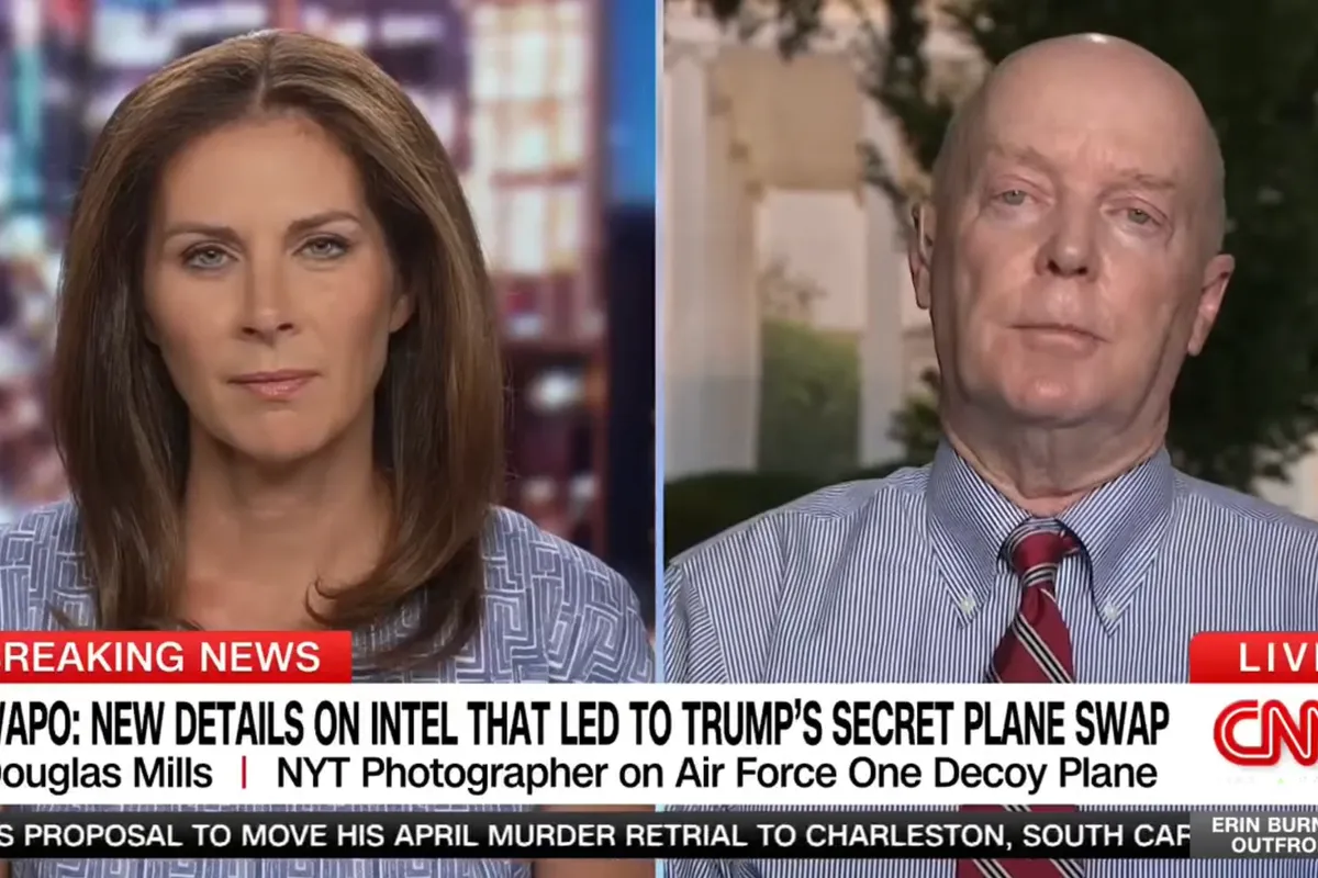Suspicious details of Trump’s secret plane swap revealed by Air Force One photographer