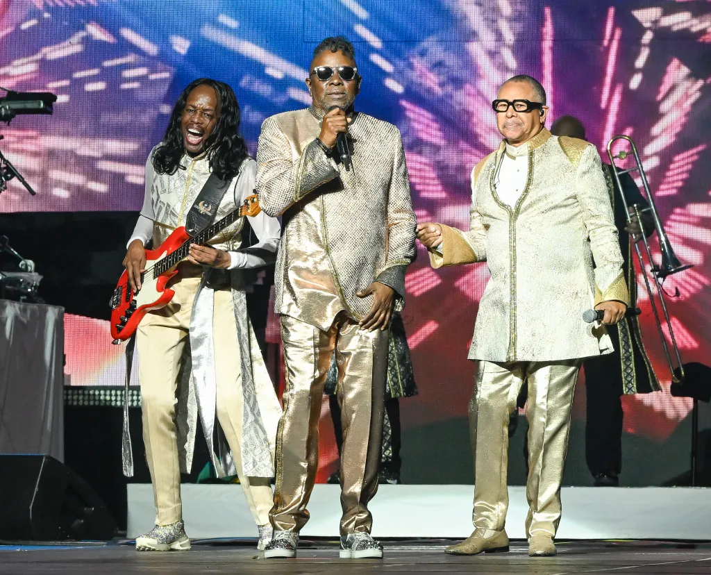 Ralph Johnson, Philip Bailey, and Verdine White of Earth, Wind, and Fire perform at Chase Center.