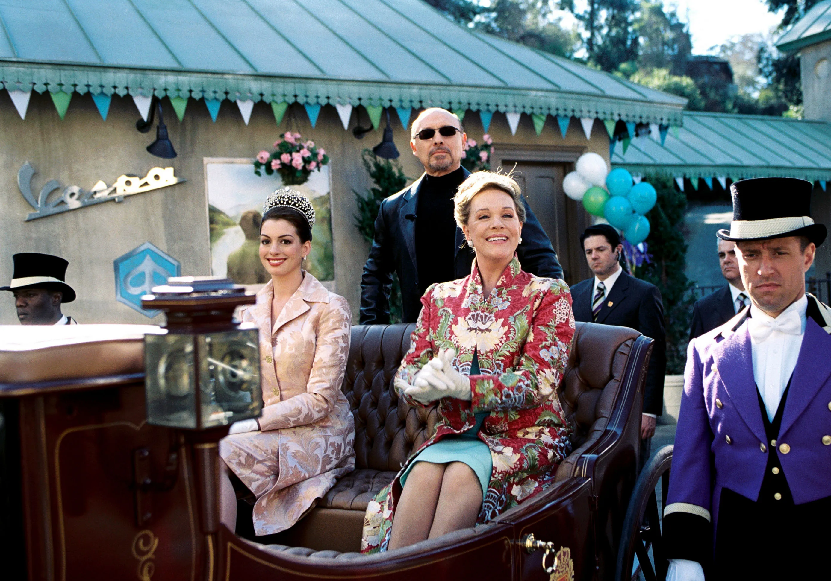 Anne Hathaway and Julie Andrews in a carriage in "The Princess Diaries 2: Royal Engagement."