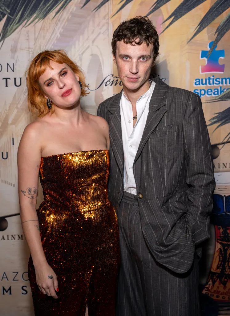 Tallulah Willis and Justin Acee pose for a photo at the Autism Speaks Los Angeles Gala.