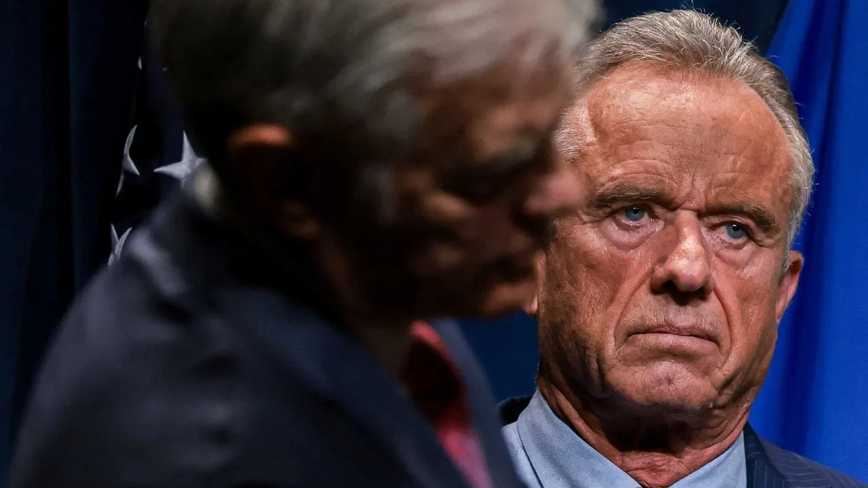 RFK Jr.’s staff shuts down questions as he admits he eats ‘stuff I find on the street’