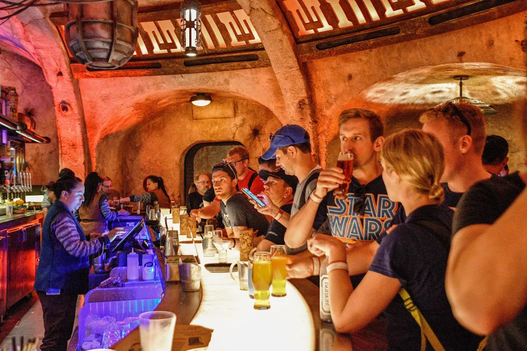 Patrons at Oga's Cantina in Disneyland's Star Wars: Galaxy's Edge.