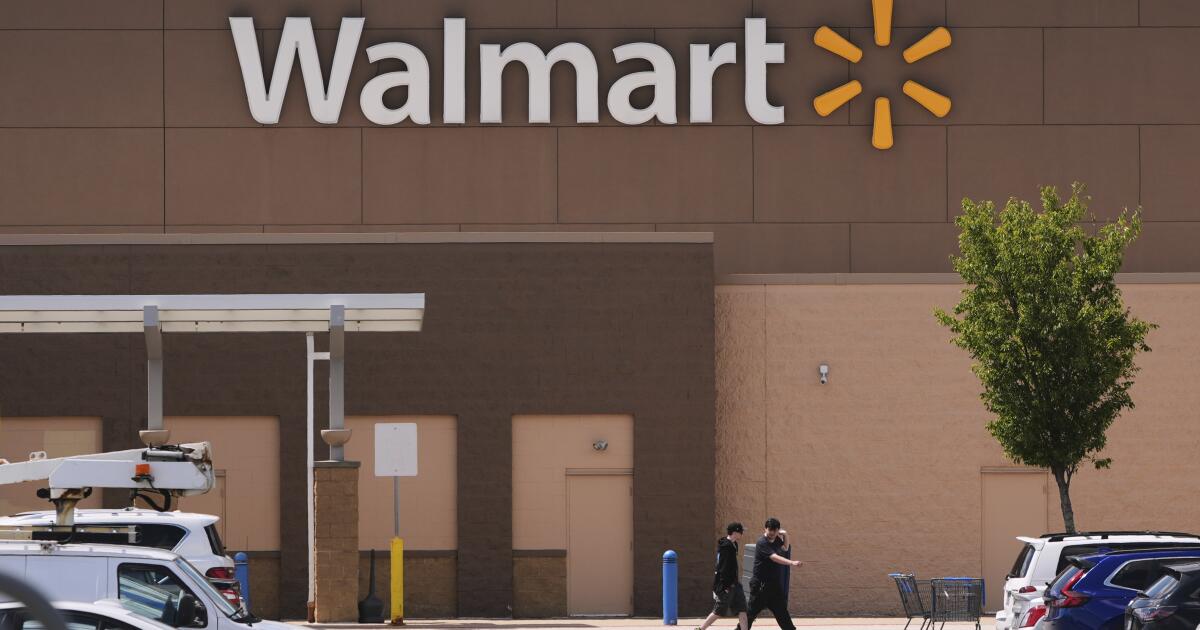Walmart’s rapid EV charger buildout could reshape where Americans fuel up