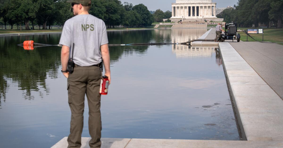 Reflecting Pool’s botched repairs threaten to tarnish the National Park Service’s reputation