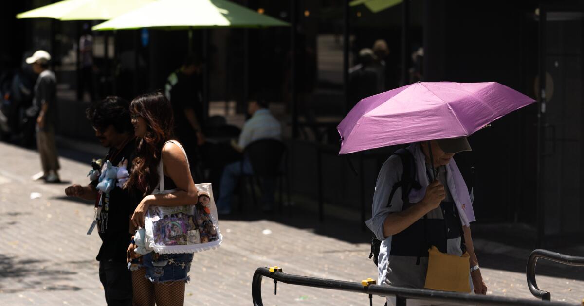 SoCal heat wave: triple-digit temperatures, fire weather and coastal flooding in store