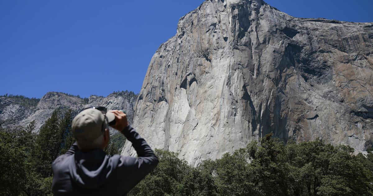 Yosemite speed climber dies in accident in Sequoia National Park