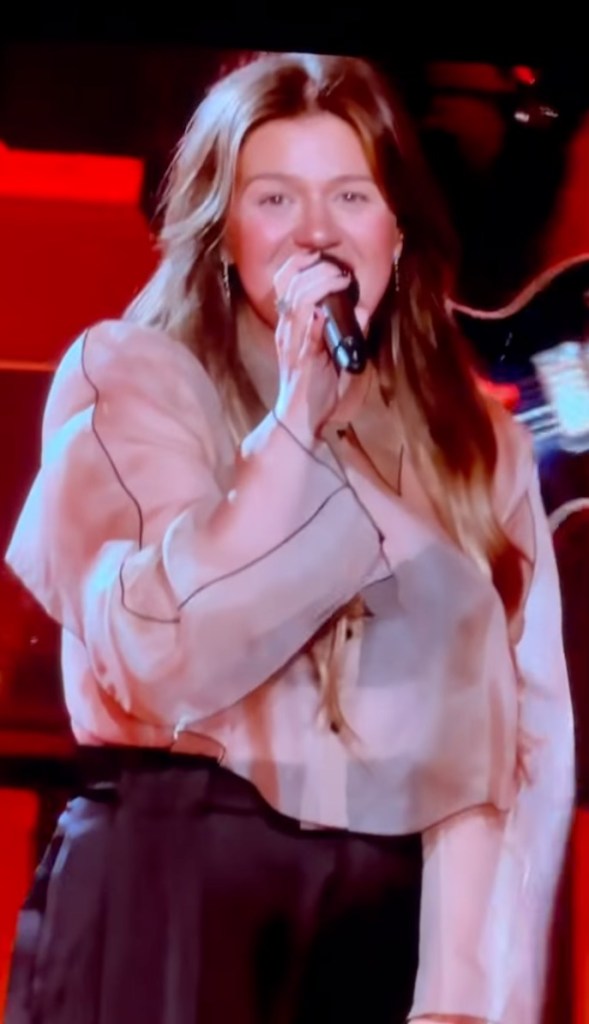 Kelly Clarkson performing in Las Vegas.